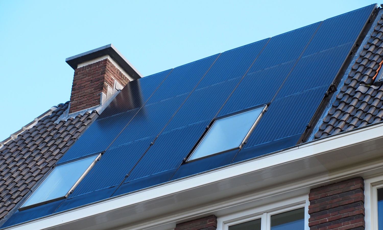 Triple Solar PVT paneel warmtepomp PVT panelen schuin dak ipv dakpannen 01