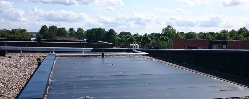 Triple Solar PVT panelen energiedak de Tas Biddinghuizen