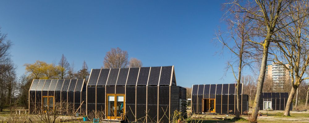 Tinyhouse met PVT paneel en warmtepomp