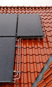 PVT-panelen-Triple-Solar-zonnepaneel-warmtepomppaneel-op-dak-Woude-20a