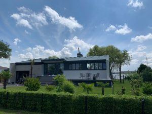 Off the grid house in Wormer The Netherlands-banner-02