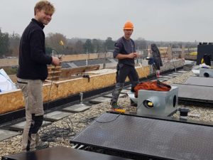 PVT-heat pump solar panels-Den-Bosch-Zuiderschans-83-apartements-Dura-Vermeer-installation-roof-02