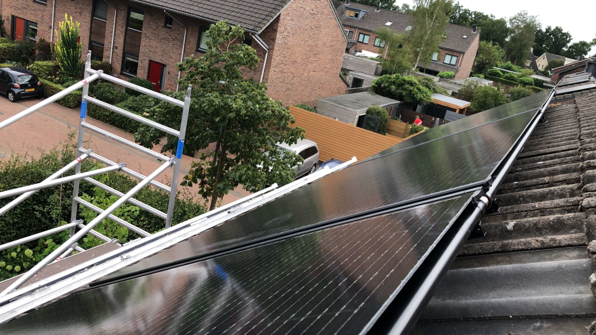 PVT-panelen-bron-water-water-warmtepomp-Triple-Solar-Arnhem-energy-bridge-schuin-dak-huis-03